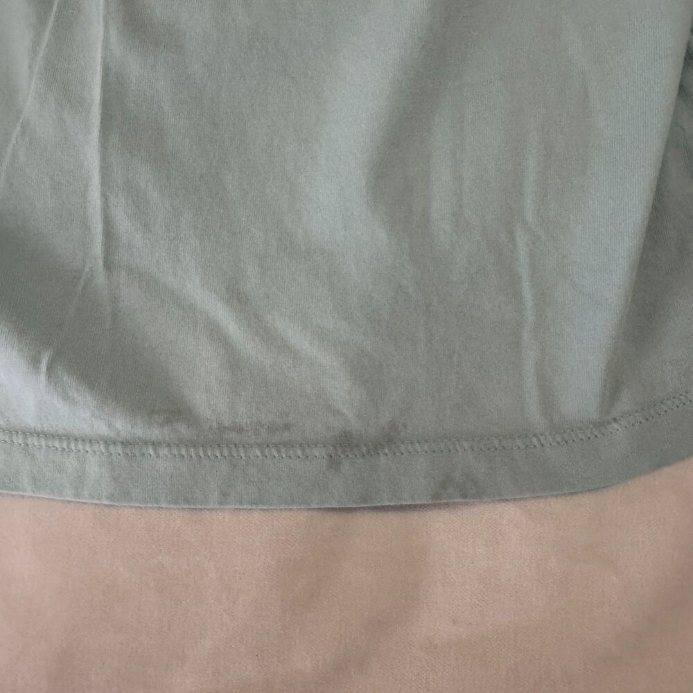 Boys L (16) Vineyard Vines Screenprint Pocket T-Shirt Light Blue GUC/Play - Picture 6 of 6